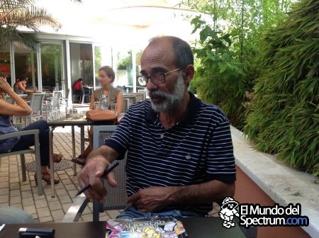 Ponce en plena charla.